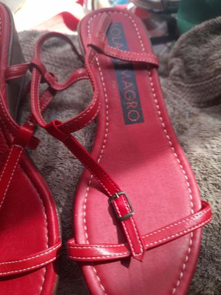 Sandalias Lola Almagro Talla 36 Rojas