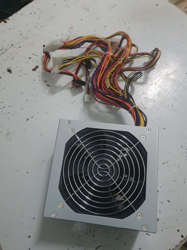 Fuente de Alimentación PC