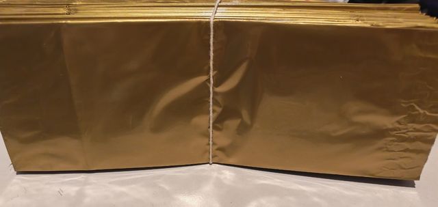 180 Bolsas Doradas + Cuchara