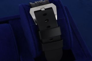 Panerai Luminor Base PAM00777 Negro 44mm