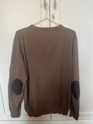 Jersey marrón de Punto Fino con cuello V Elegante