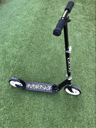 Patinete scooter negro