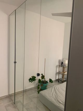 Puerta de armario de cristal