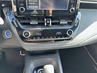 Toyota Corolla 1.8 125H BUSINESS E-CVT TOU SPORT