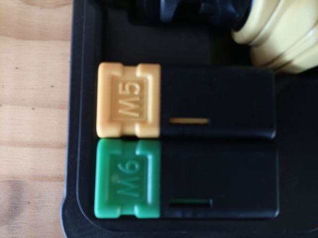 Kit Remachadora Tuercas con Boquillas,  HIFESON.