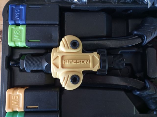 Kit Remachadora Tuercas con Boquillas,  HIFESON.