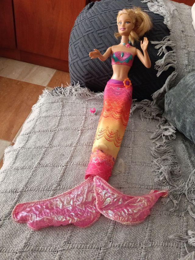 Barbie Sirena o Surfista con Tabla
