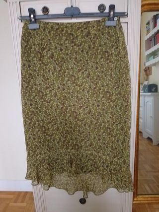 Falda midi estampada floral