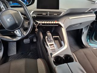 Peugeot 5008 2017