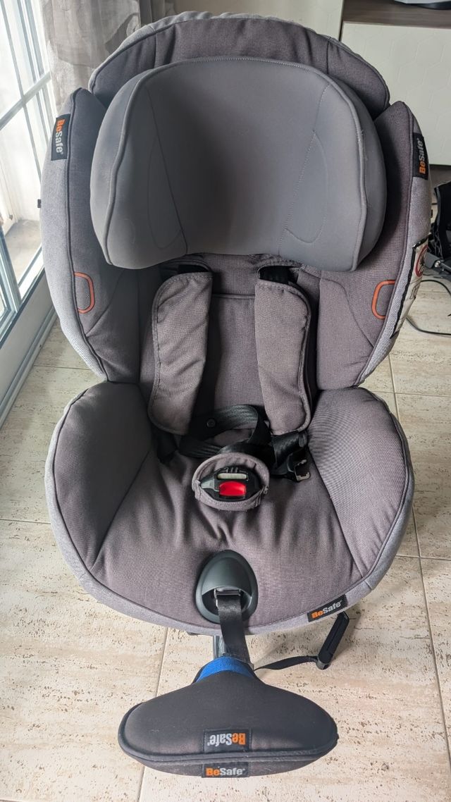 Silla coche BeSafe Izi Plus a contramarcha