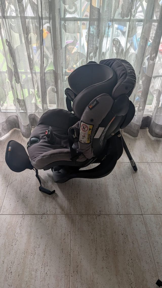 Silla coche BeSafe Izi Plus a contramarcha