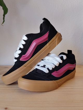 Vans Knu Skool Suede Black Gum 36