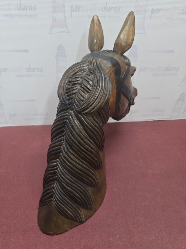 Busto Cabeza de Caballo Madera Talla