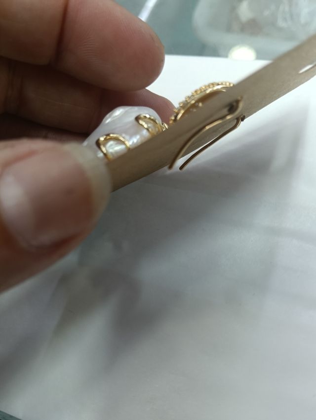 Orecchini perla barocca oro