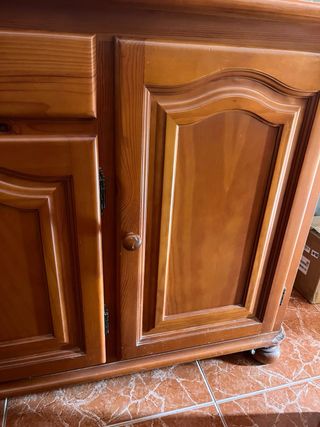 Mueble de entrada con espejo de madera