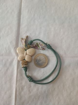 Pulsera mariposa con detalle de strass
