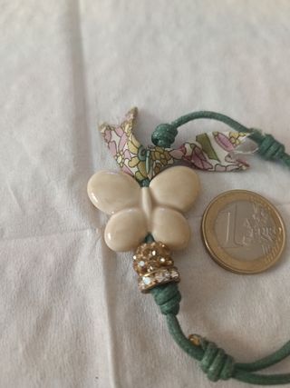 Pulsera mariposa con detalle de strass