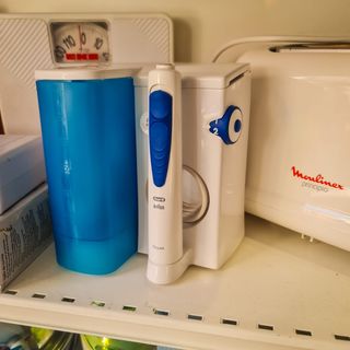 Oral-B OxyJet + Escova Elétrica Profissional