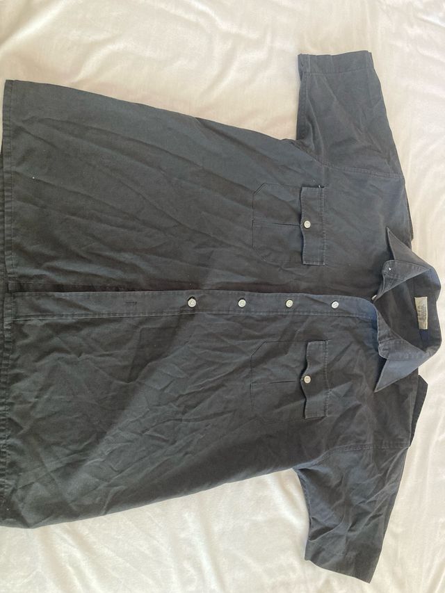 Camicia nera a maniche corte