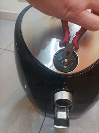 Freidora de aire Aigostar 3.2L 1500W, usada