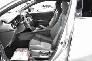 Toyota C-HR 2.0 HYBRIDE 180H BUSINESS