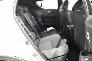 Toyota C-HR 2.0 HYBRIDE 180H BUSINESS