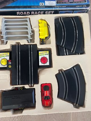 Scalextric Ramp Jump & Tip Bridge Road Race Set