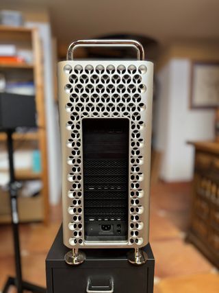 Mac Pro 24n 192GB RAM 2x W5700X 16GB
