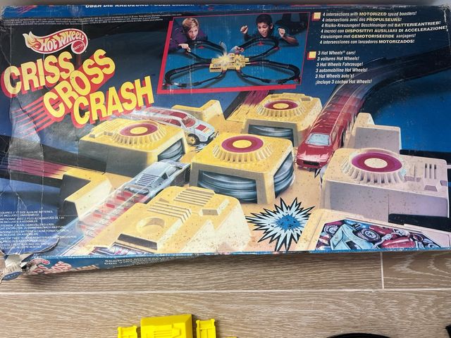 Hot Wheels Criss Cross Crash
