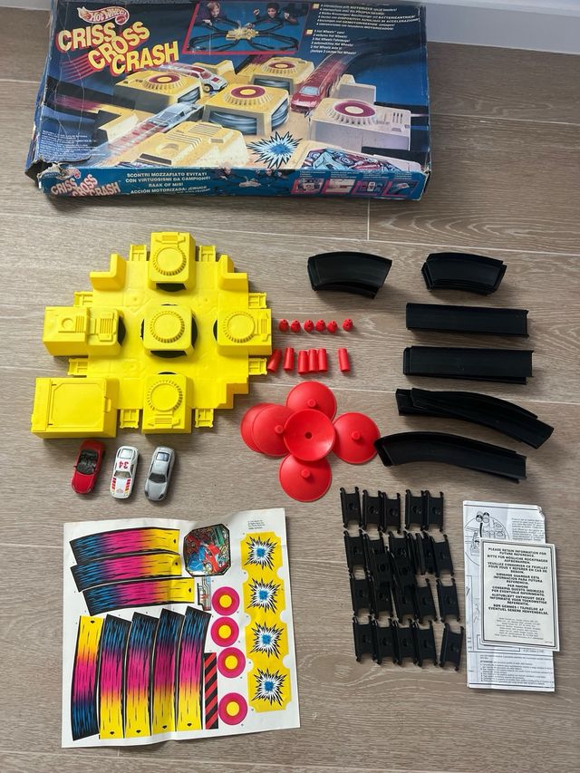 Hot Wheels Criss Cross Crash