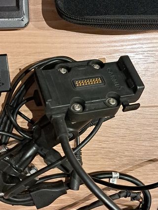 Garmin Zumo 660 + Soporte Moto + funda