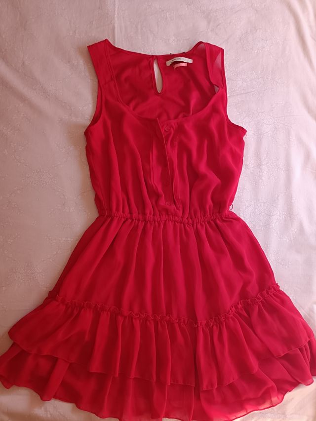 Vestido rojo fluido sin mangas