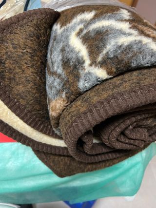 Manta de pelo suave y cálida para cama de 1,35 cm