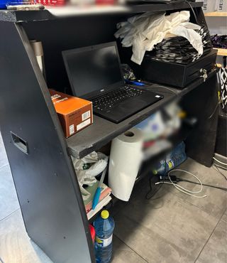 Mostrador tienda negro
