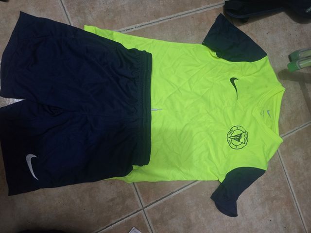 Conjunto deportivo niño Nike