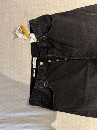 Pantalón tejano ancho negro