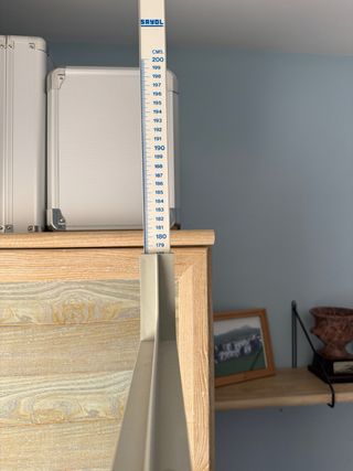 Báscula de peso con altímetro