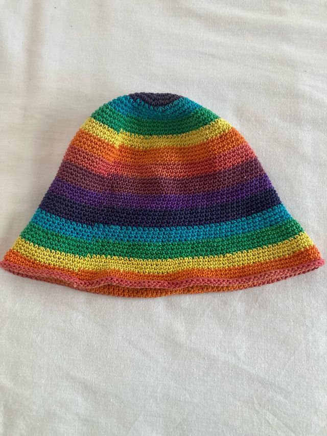 Cappello in maglia multicolore