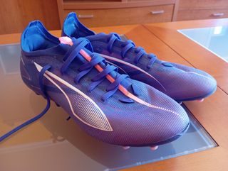 Botas de fútbol Puma azules