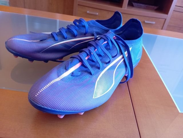 Botas de fútbol Puma azules