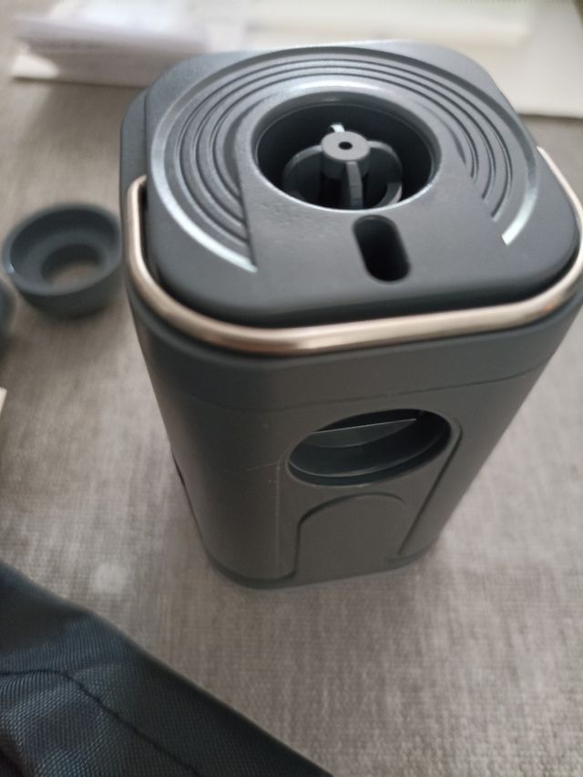 Bomba de aire USB recargable para colchones 