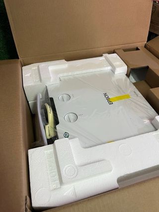 Videoproyector Epson EB-L730U 7000 lúmenes