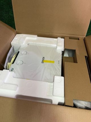 Videoproyector Epson EB-L730U 7000 lúmenes