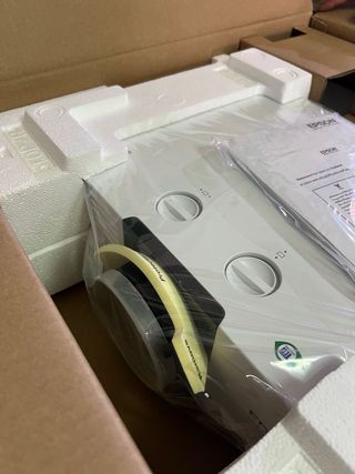 Videoproyector Epson EB-L730U 7000 lúmenes