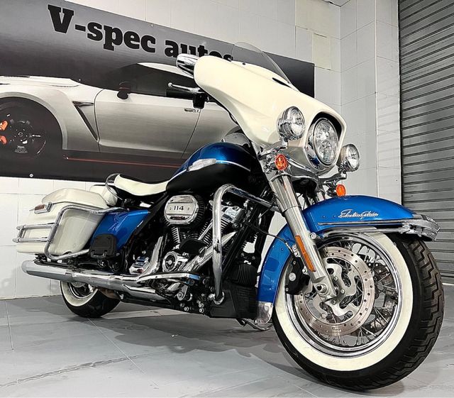 Harley Davidson Electra Glide 114 -9/2021 y 5.000k