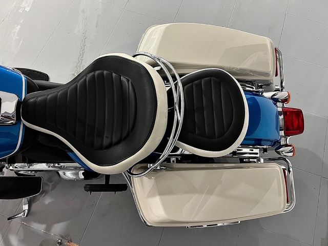 Harley Davidson Electra Glide 114 -9/2021 y 5.000k