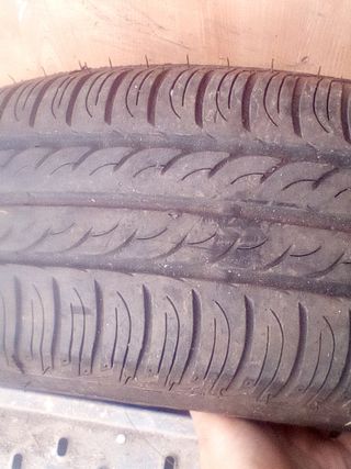 Neumático Firestone Multihawk 175/65/14 82T
