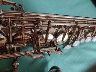 Saxo Alto Júpiter Dorado