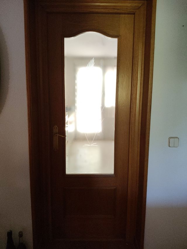 Puertas de roble macizo con cristal decorado