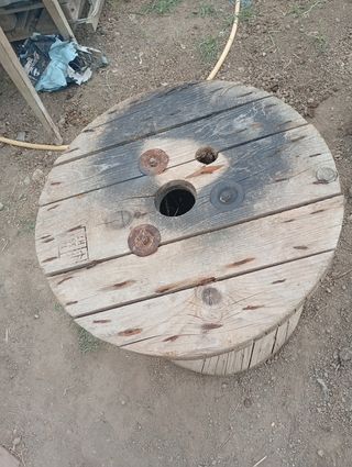 Carrete único Bobina Mesa Auxiliar Café